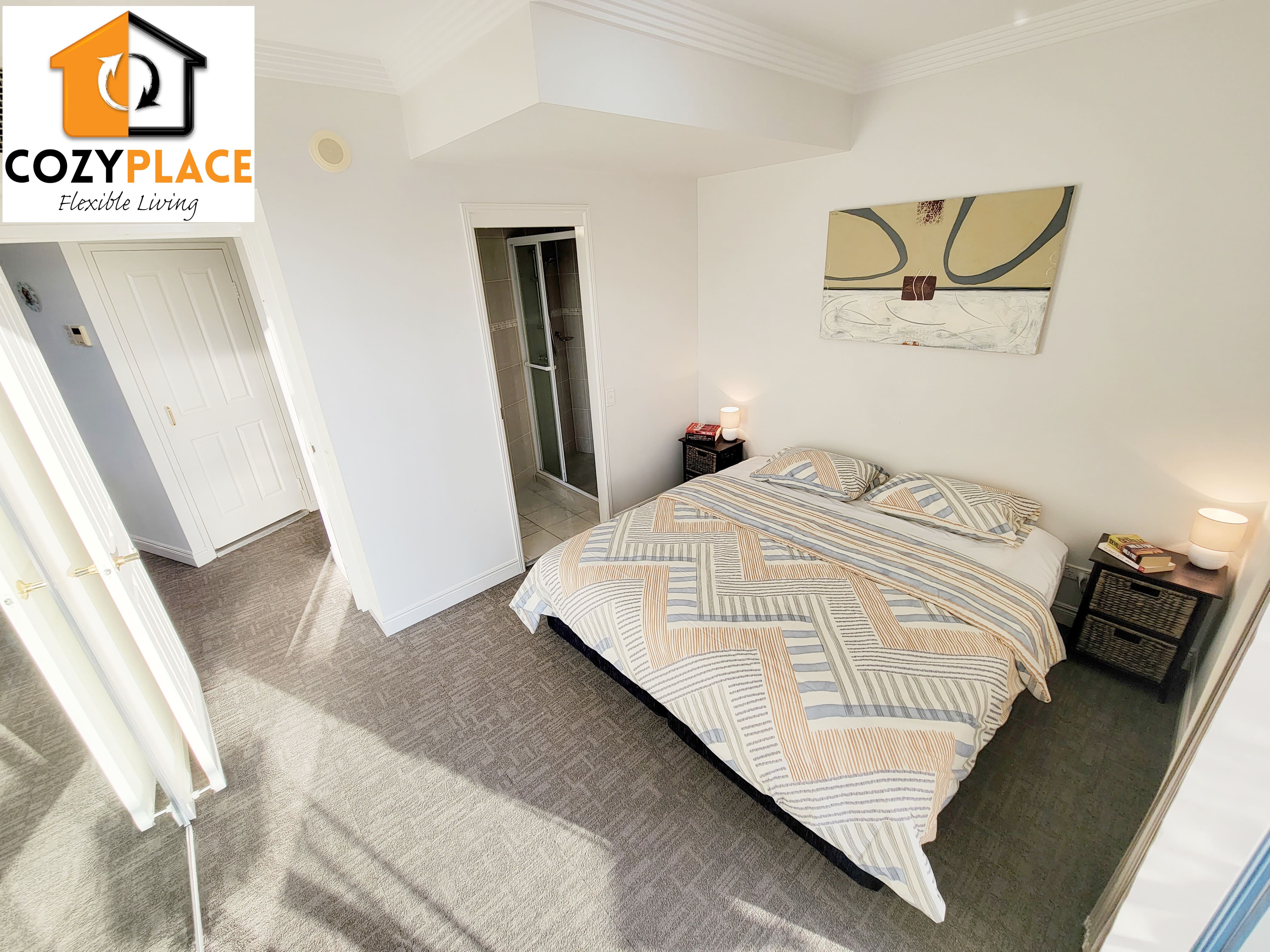 Skyline Comfort | Private Ensuite Bedroom in Brisbane City