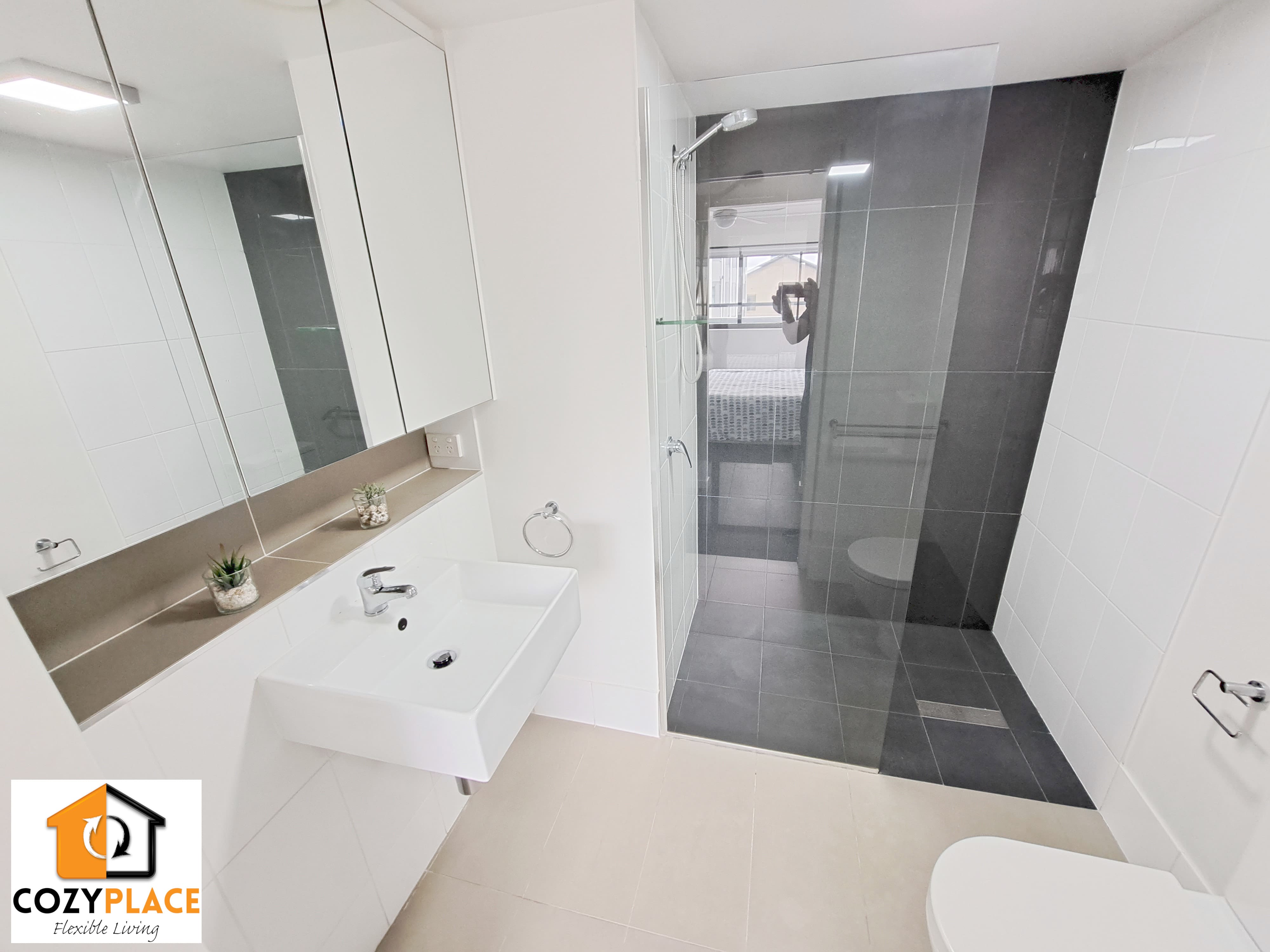 Your Private Corner in Fortitude Valley | Ensuite and Flexible Bed Setup