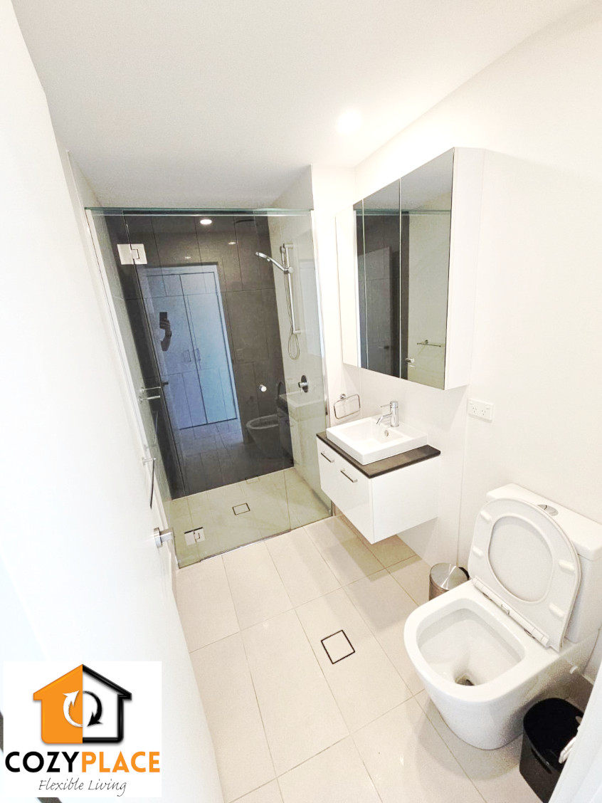 Share Room with own Bathroom in Fortitude Valley