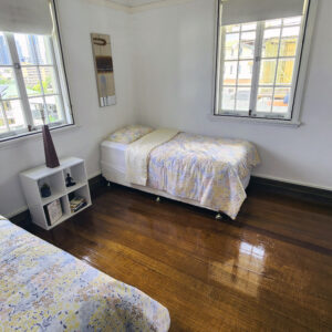 Room for 2 people in Gregory Terrace