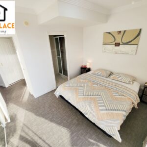 City Room with facilities and Brisbane River views-Ensuite room