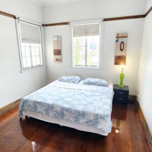 Spacious Room for 2 people in Gregory Terrace