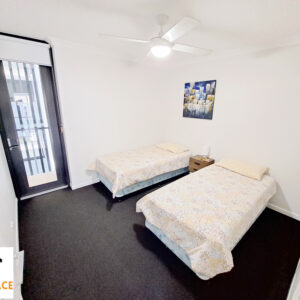 Room with own bathroom in the best location of Fortitude Valley