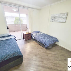 Inner City Resort style unit – Room for 02 with own bathroom!