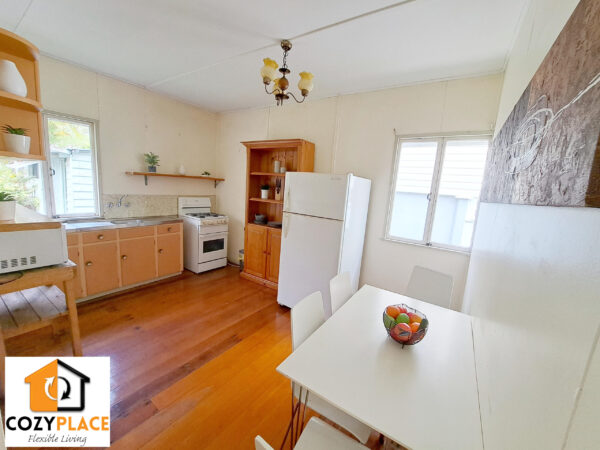Single room for rent in Woollongabba - Image 6