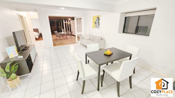 Single Room with ensuite in Red Hill – Ground floor - Image 2