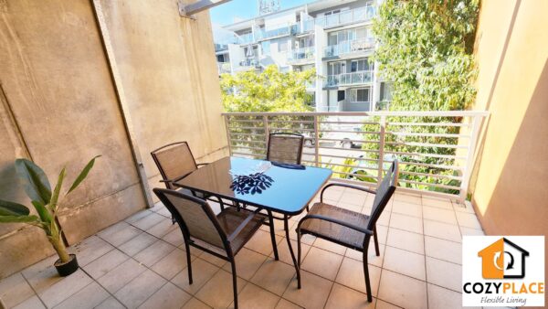 Room for 2 people- Fortitude Valley - Image 11