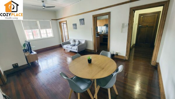 Spacious Room for 2 people in Gregory Terrace - Image 9