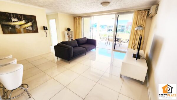 Room with own bathroom in Fortitude Valley - Resort style building - Image 5