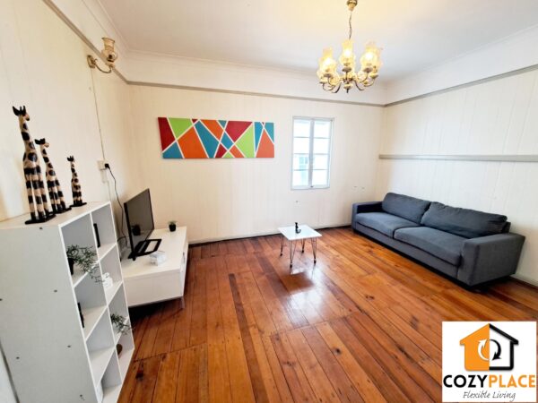 1 Single room for rent in Woollongabba - Image 5