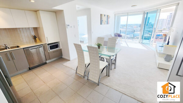 Master Room for 2 people – Southport - Image 12