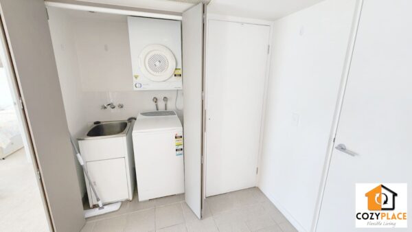 Master Room for 2 people – Southport - Image 8