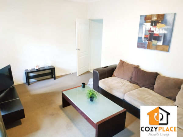 Private room in Spring Hill. - Image 11