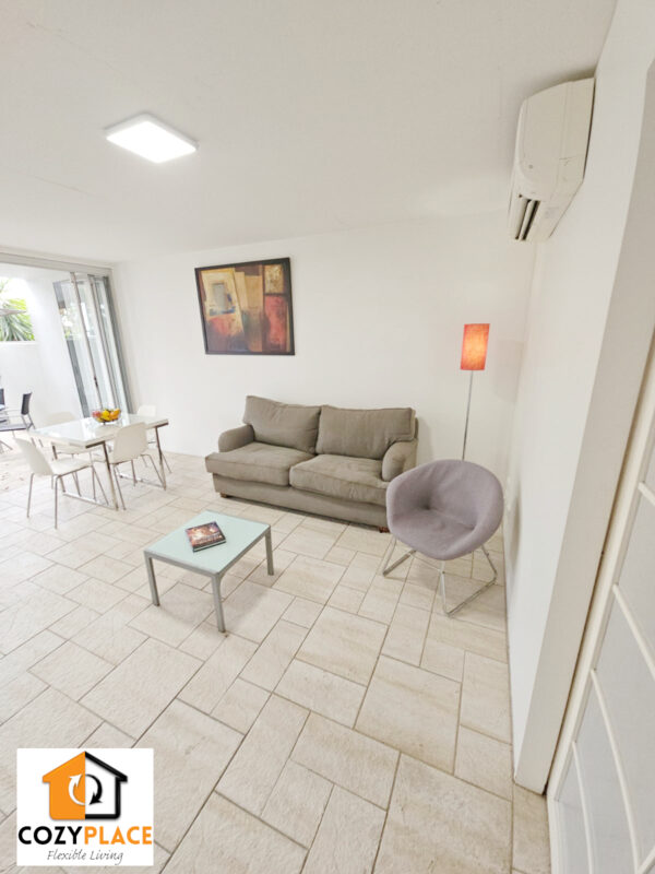 Master Room with ensuite in the best location of Fortitude Valley - Image 12