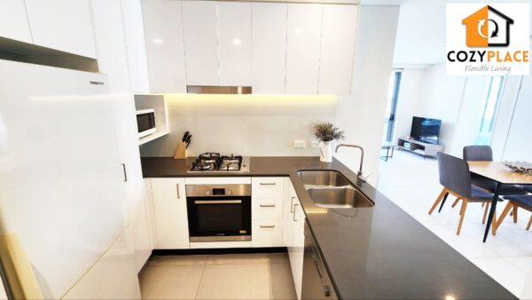 Gorgeous Master room with Ensuite in Fortitude Valley- for 2 people - Image 7