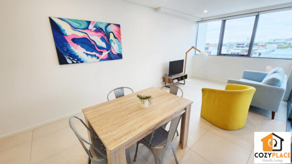 Room with own bathroom in Fortitude Valley - Image 8