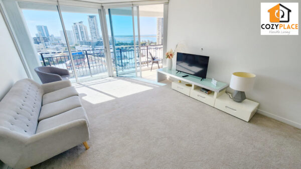 Room for 2 people in Southport - Image 9