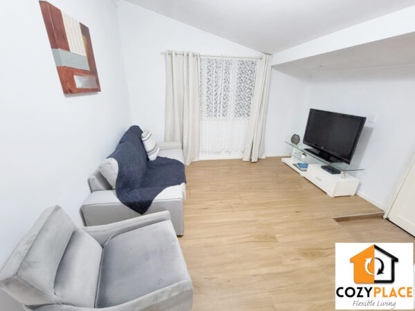 Spacious Private room in Kangaroo Point – for 1 person - Image 8
