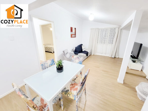 Spacious Private room in Kangaroo Point – for 1 person - Image 7