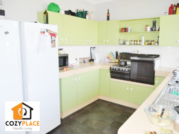Single Room – East Brisbane - Image 11