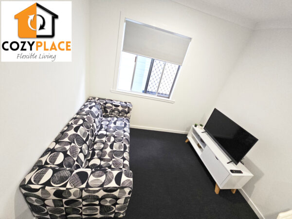 Single quiet Room Close to CBD - Image 7