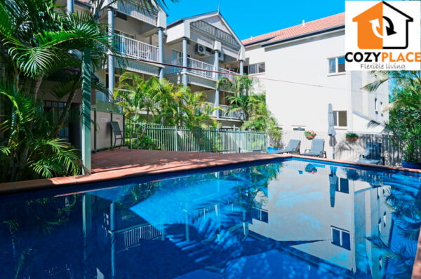 Room for a couple/1 person in Master piece apartment Kangaroo Point - Image 5