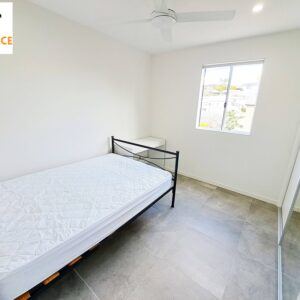 Single room in Kelvin Grove – Lower floor