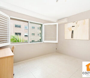 Spacious Room for 2 people in Kanagaroo Point