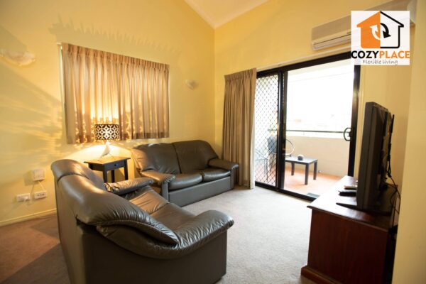 Private room in Spring Hill- for 1 person - Image 9