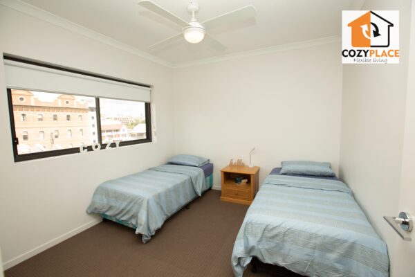 Spacious Master bedroom with ensuite- Robertson St, Fortitude Valley