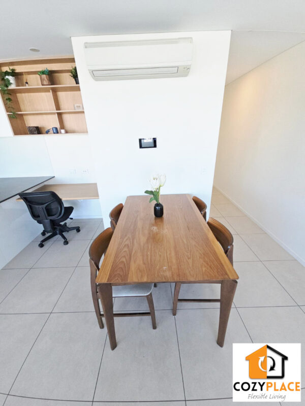 Share Room with own Bathroom in Fortitude Valley - Image 4