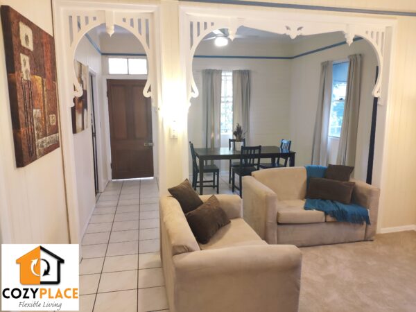 Big single room in Spring Hill - Image 10