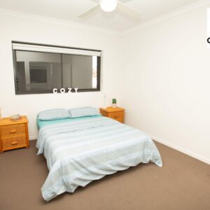 Share Room for 2 people with own bathroom - Robertson St, Fortitude Valley