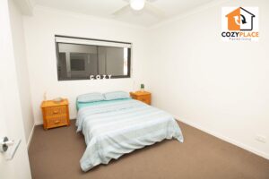 Share Room for 2 people with own bathroom - Robertson St, Fortitude Valley