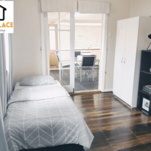 Master bed room for 2 people in Spring Hill