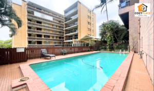 Share room for 2 people in East Brisbane