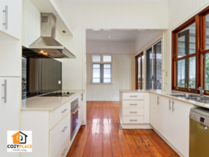 Private Master Bedroom with Ensuite in Kelvin Grove