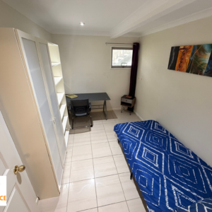 Single Room in Kelvin Grove